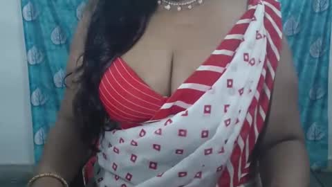 Snapshot of sophia_indian chatting on 11, 2, 2026 Sophia Tamil online show from 11, 2, 2026