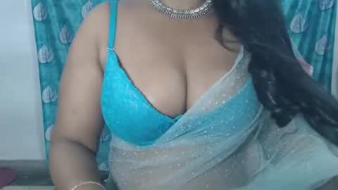 Snapshot of sophia_indian chatting on 5, 4, 2026 Sophia Tamil online show from 5, 4, 2026