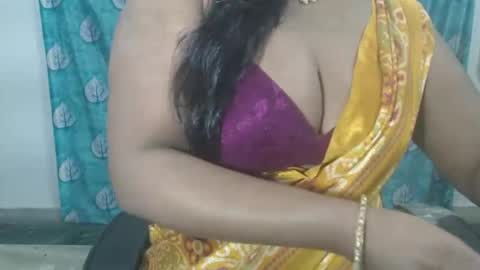 Snapshot of sophia_indian chatting on 6, 4, 2026 Sophia Tamil online show from 6, 4, 2026