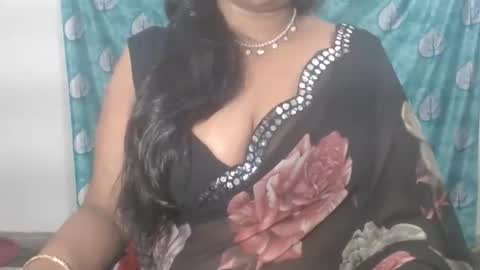 Snapshot of sophia_indian chatting on 8, 4, 2026 Sophia Tamil online show from 8, 4, 2026