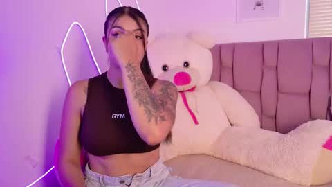 Sophia Carson online show from 25, 10, 2025