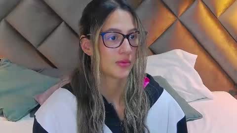 Sofia online show from 22, 12, 2025