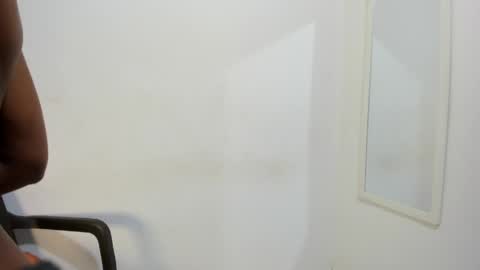 sophia_moons_ online show from 30, 4, 2026