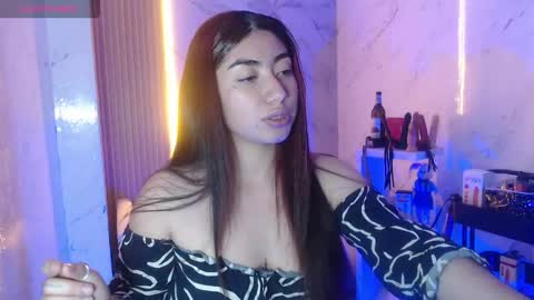 Snapshot of sophia_tf chatting on 5, 5, 2026 Sophia online show from 5, 5, 2026