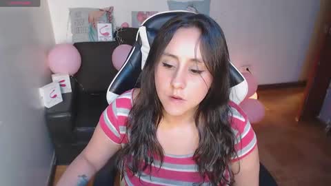 sophiaa_vega_ online show from 7, 5, 2026