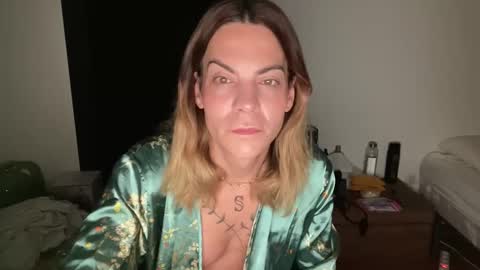SophiaAt40 online show from 4, 6, 2026