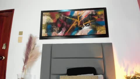 sophiacolliins online show from 7, 10, 2025