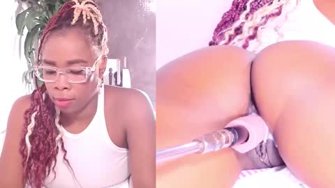 Snapshot of sophialovers01 chatting on 25, 3, 2026 phi online show from 25, 3, 2026