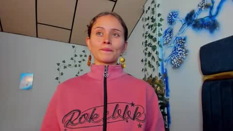 sophiamiller6 online show from 6, 3, 2026