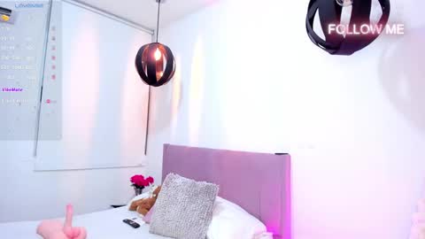 Snapshot of sophiamoon99 chatting on 17, 1, 2025 Im Sophia Model Independent Enjoy My videos here when Im Offline online show from 17, 1, 2025