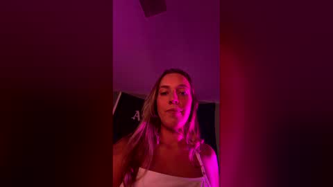 sophiasaintxo online show from 25, 5, 2026