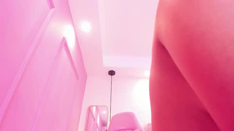 Snapshot of sophiawhite__ chatting on 24, 2, 2025 SOPHIA online show from 24, 2, 2025