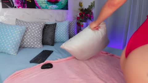 Snapshot of sophicarter_ chatting on 16, 5, 2026 online show from 16, 5, 2026