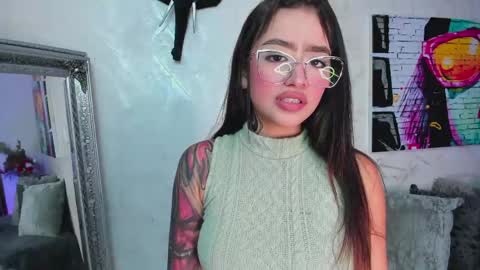 Snapshot of sophicarter_ chatting on 29, 5, 2026 online show from 29, 5, 2026