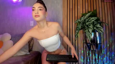 Snapshot of sophidavis chatting on 24, 4, 2026 Sophi online show from 24, 4, 2026