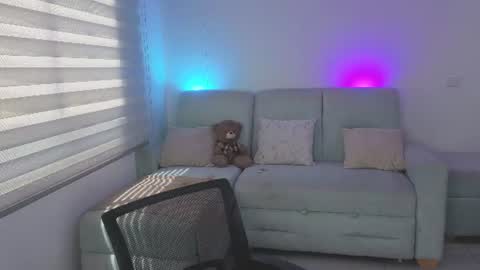 Snapshot of sophie_bbs chatting on 11, 6, 2026 Sophie online show from 11, 6, 2026