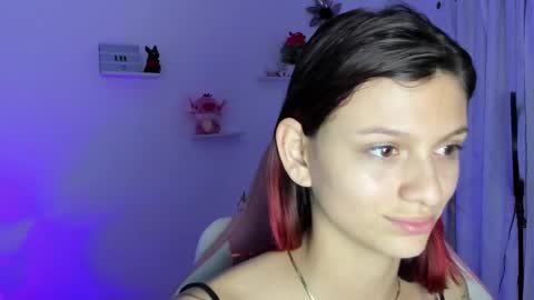 Snapshot of sophie_dolly_ chatting on 24, 1, 2025 sophie doll online show from 24, 1, 2025