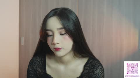 Sophie or Sof online show from 11, 4, 2026