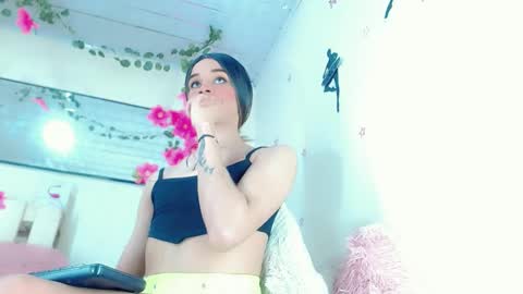 sophie_miaa online show from 15, 12, 2024