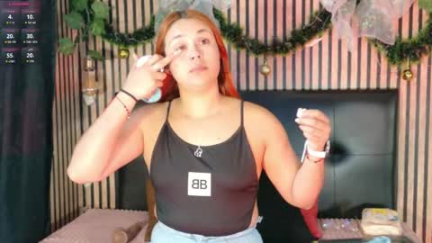 sophie_new25 online show from 4, 12, 2025