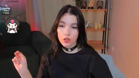 sophie_nomenal_ online show from 14, 10, 2025