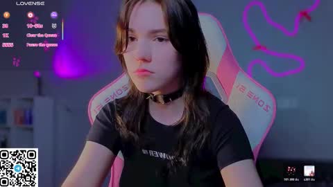 sophie_nomenal_ online show from 28, 3, 2026