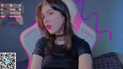 sophie_nomenal_ online show from 22, 4, 2026