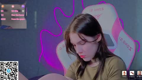 sophie_nomenal_ online show from 23, 4, 2026