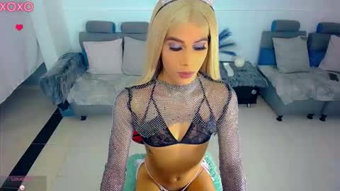 sophie_vall online show from 19, 1, 2026