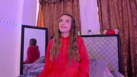 Snapshot of sophie_vega1 chatting on 30, 5, 2026 Sophie online show from 30, 5, 2026