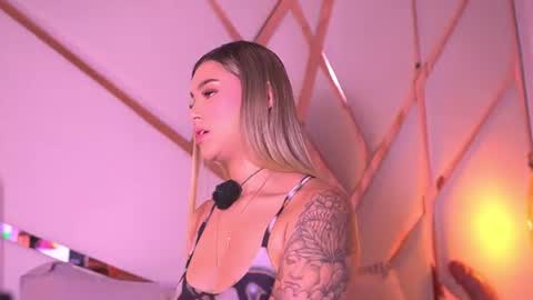 Sophie online show from 27, 6, 2026