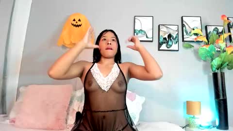 sophie_w1 online show from 23, 10, 2025