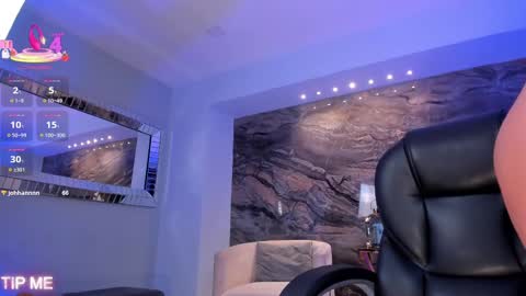 Sophie online show from 26, 9, 2025