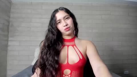 sophiebellucci online show from 11, 10, 2025