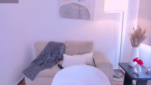 Sophie online show from 8, 10, 2025