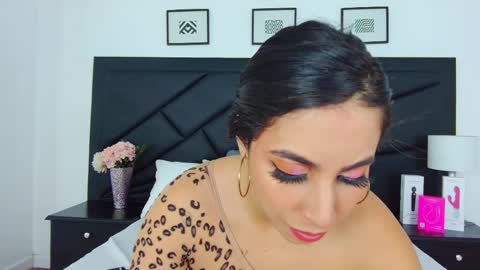 Snapshot of sophiecarther chatting on 4, 3, 2025 Sophie Carther online show from 4, 3, 2025