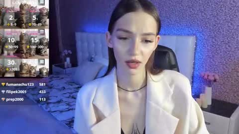 Sophie online show from 30, 1, 2025