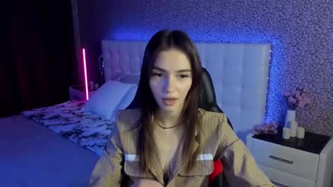Sophie online show from 23, 2, 2025