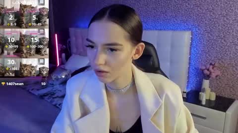 Sophie online show from 25, 2, 2025