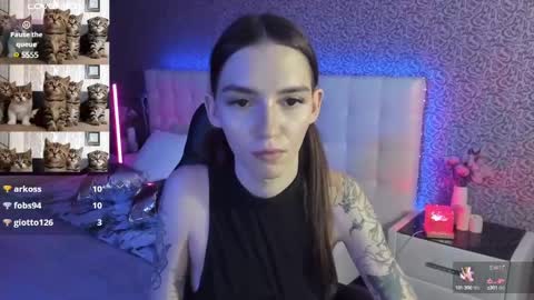 Sophie online show from 28, 2, 2025