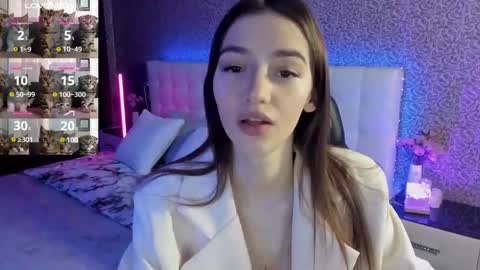 Sophie online show from 3, 3, 2025