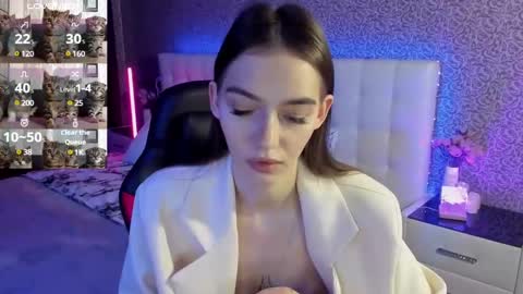 Sophie online show from 3, 3, 2025