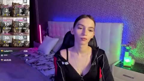 Sophie online show from 4, 3, 2025