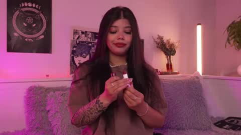 Sophiee  online show from 23, 2, 2026