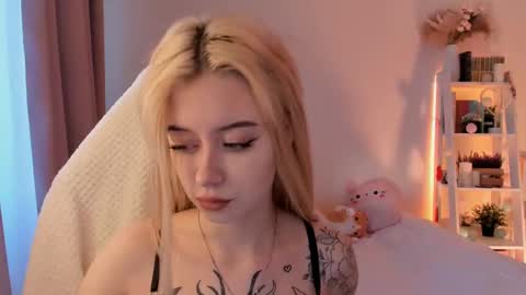 Sophie  online show from 9, 3, 2025