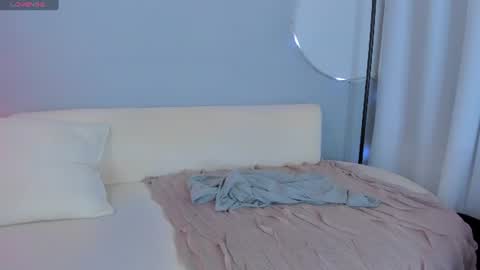 Sophie online show from 16, 6, 2026