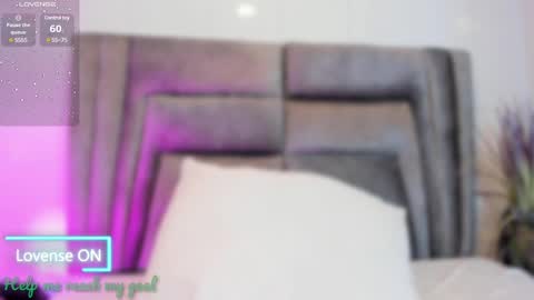 Snapshot of sophiee_smith chatting on 10, 2, 2025 Sophie  online show from 10, 2, 2025