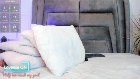 Snapshot of sophiee_smith chatting on 12, 2, 2025 Sophie  online show from 12, 2, 2025
