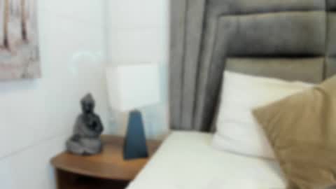 Snapshot of sophiee_smith chatting on 28, 2, 2025 Sophie  online show from 28, 2, 2025