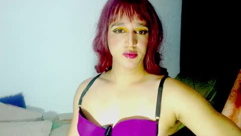 sophiehillsxo online show from 6, 3, 2025